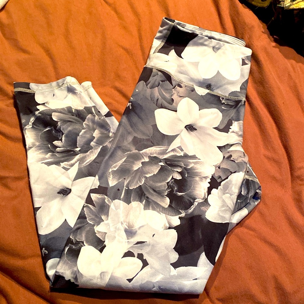 Old Navy active leggings